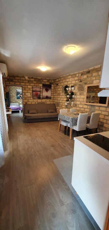 Bakina Kuca Apartment Golubac Bagian luar foto