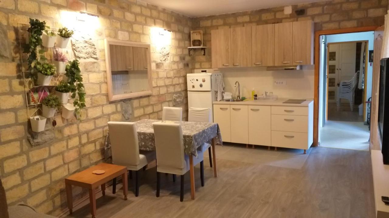 Bakina Kuca Apartment Golubac Bagian luar foto