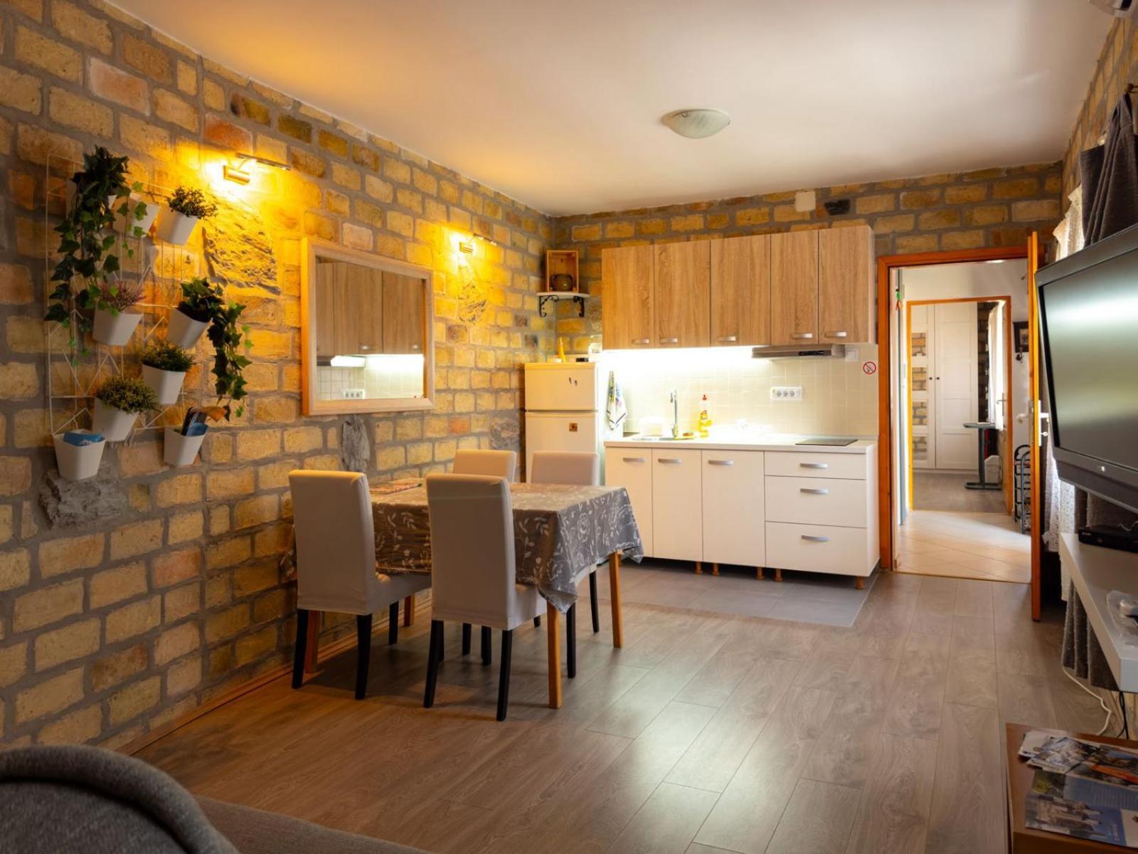 Bakina Kuca Apartment Golubac Bagian luar foto